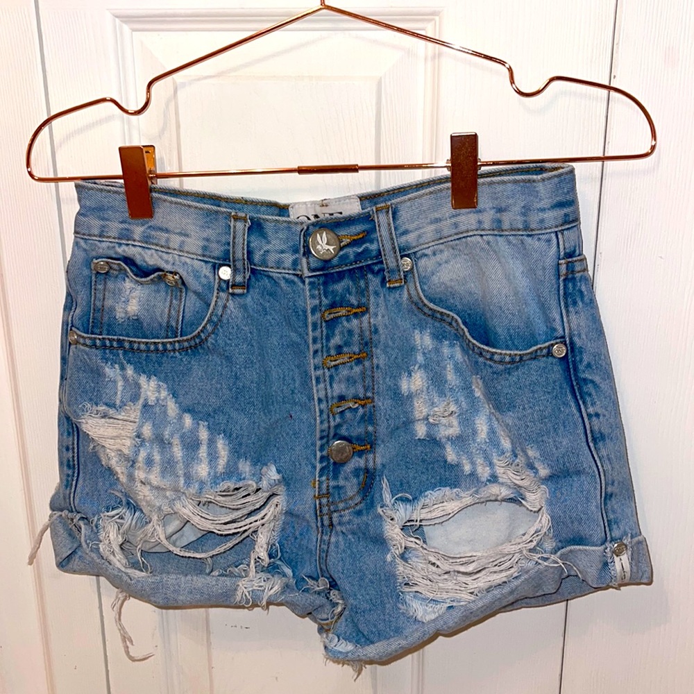 one teaspoon shorts size 22